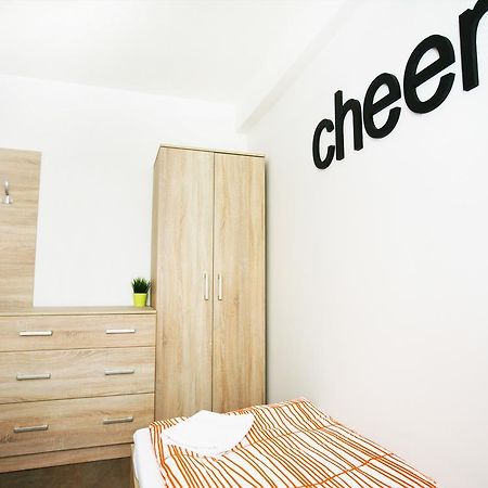 Hostel Bratislava By Freddie Номер фото